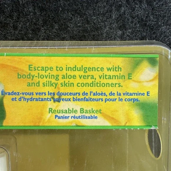 Vintage Y2K Calgon Hawaiian Ginger Gift Set NIP NOS Body Mist Lotion Gel Basket - Picture 3 of 8